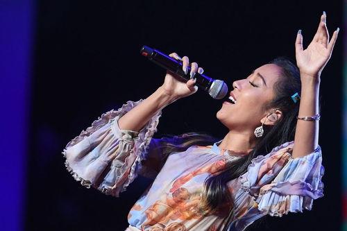 戴口罩女生娱乐圈爆料,戴口罩女生神秘身份曝光，背后故事引关注  第3张